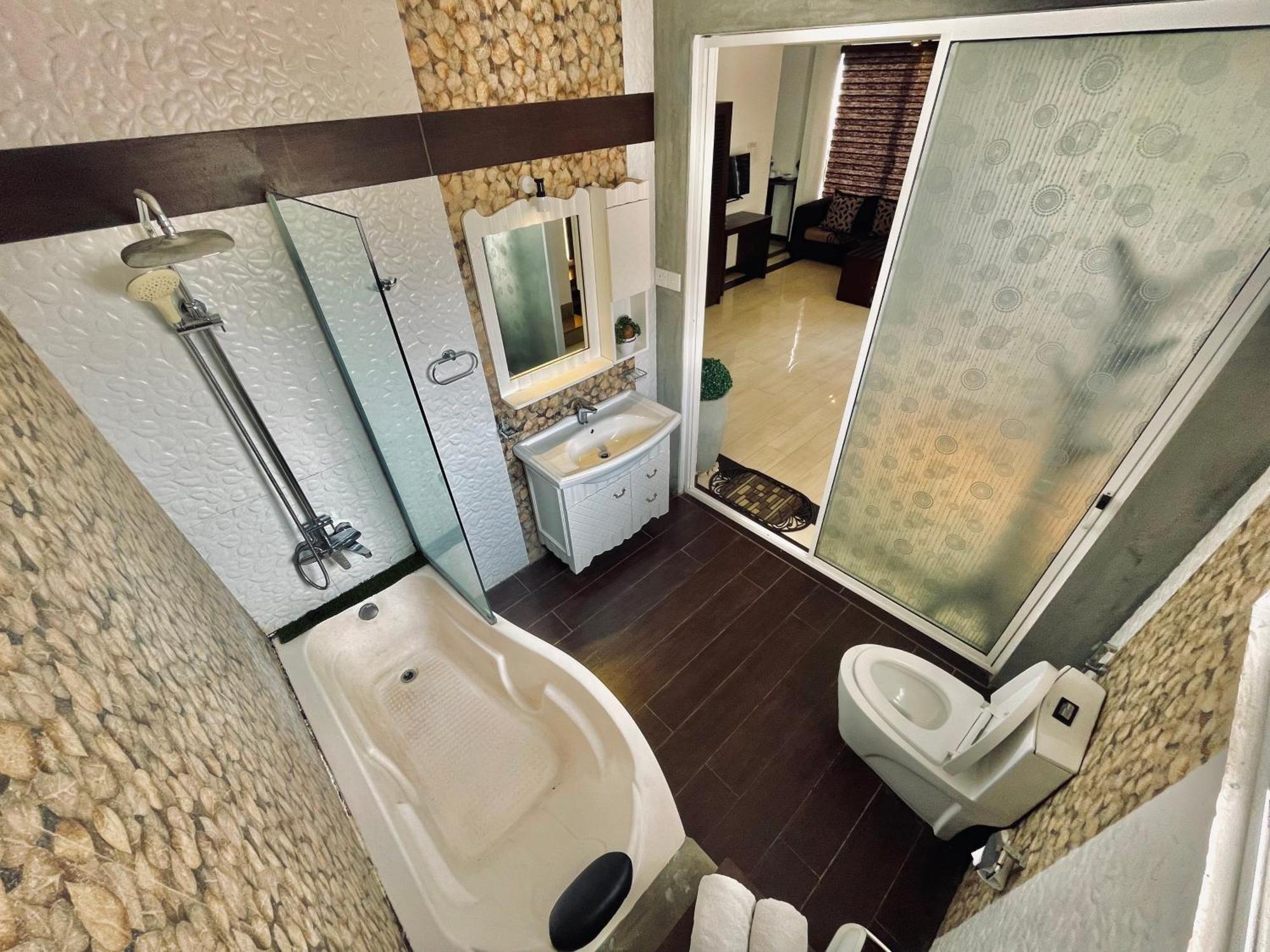 8 Plus Motels Negombo Exteriör bild